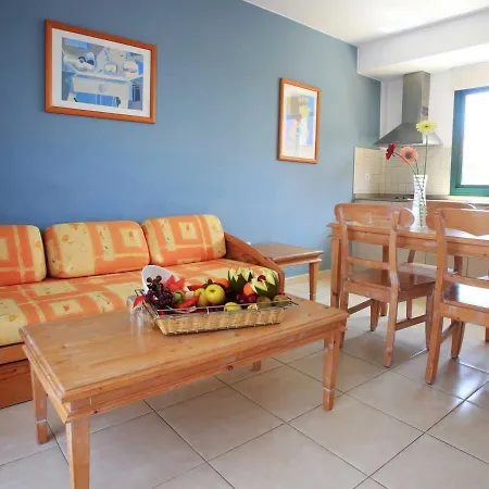 One Bedroom Premium Pool View, *